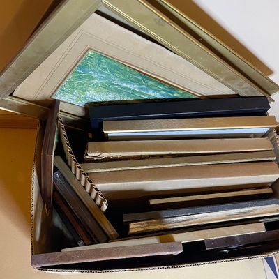 Sale Photo Thumbnail #737: Frames