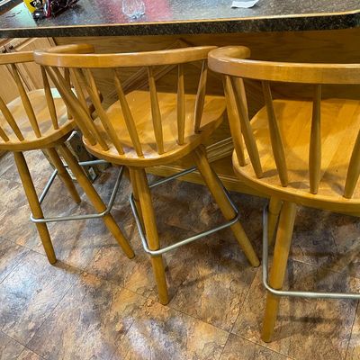Sale Photo Thumbnail #172: Counter height stools