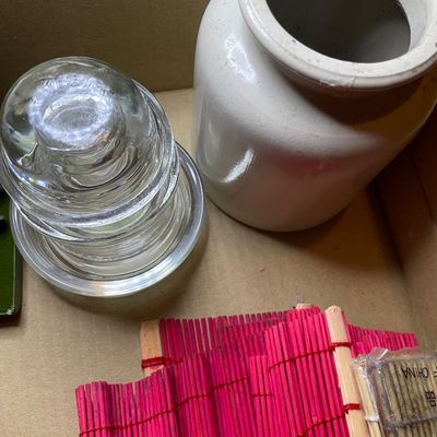 Sale Photo Thumbnail #751: Misc items