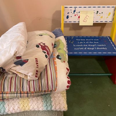 Sale Photo Thumbnail #595: Baby blankets and chair