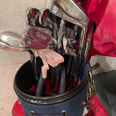 Sale Photo Thumbnail #503: Gold clubs