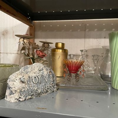 Sale Photo Thumbnail #509: Decor