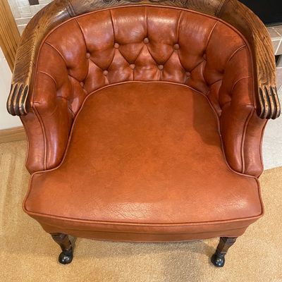 Sale Photo Thumbnail #257: Barrel chair