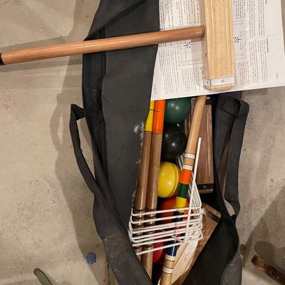 Sale Photo Thumbnail #608: With square mallets