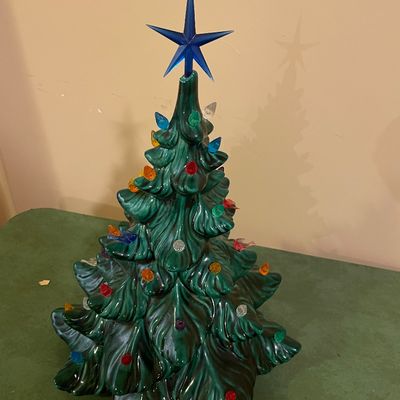 Sale Photo Thumbnail #490: Ceramic Christmas tree