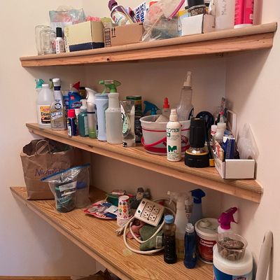 Sale Photo Thumbnail #210: Large lot of cleaning supplies and bulbs