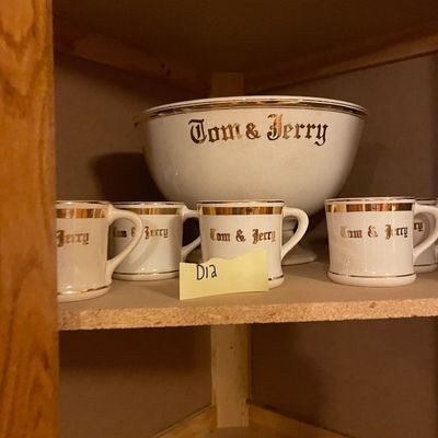 Sale Photo Thumbnail #317: Tom and Jerry set