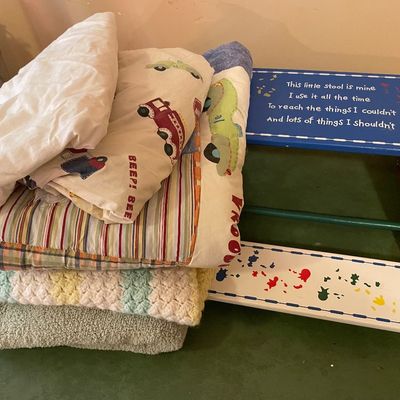 Sale Photo Thumbnail #591: Baby blankets and chair