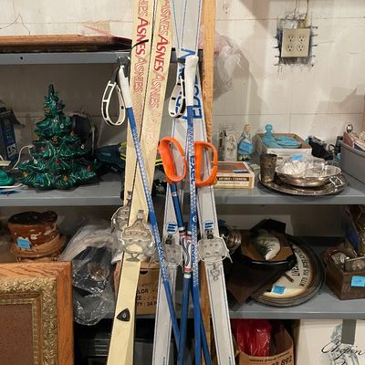 Sale Photo Thumbnail #669: Vintage skiis and poles