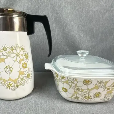 Corning Ware Floral Bouquet 9-Cup Percolator