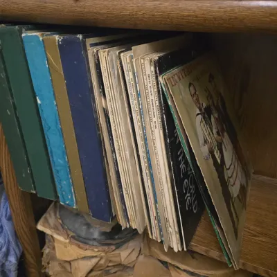 Estate sale photo
