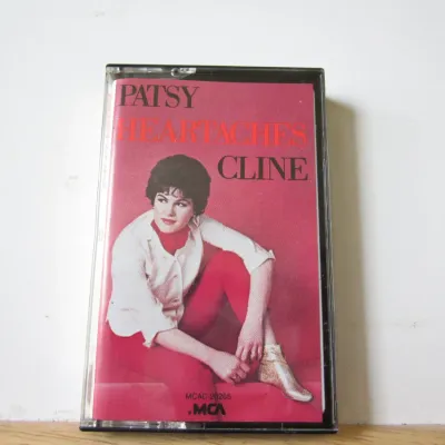 Patsy Cline "Heartaches" Cassette Tape (MCA MCAC-20265)