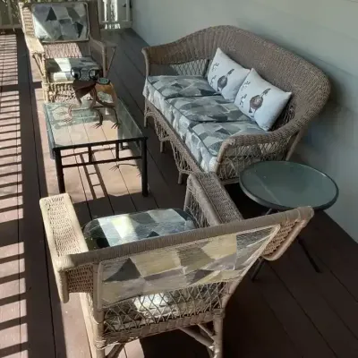 Classic 5-Piece Wicker Veranda Set – Timeless Comfort for Your Porch or Sunroom
