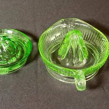 Lot of 4 Vintage Uranium Green Vaseline Glass Citrus Juicers & Reamers - Various Makers
