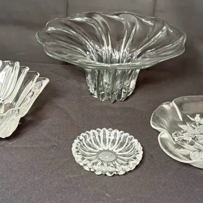 4-Piece Vintage Glass Collection: 14.5" Ruffled Starburst Centerpiece, 12" Tulip Bowl, & More