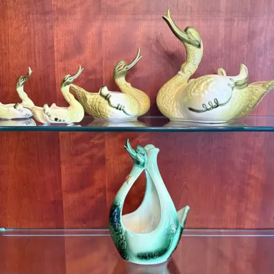Lot of 5 Vintage Hull Pottery Swan & Duck Planters – Chartreuse Green Gradient