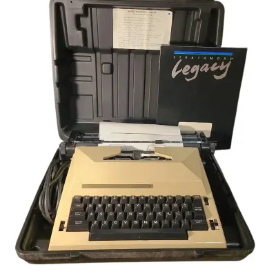 DG628 VTG Sears The Scholar Electric Typewriter with Case & Paper