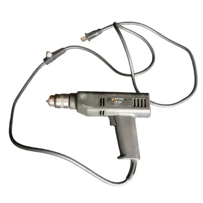 DG123 Black & Decker 3/8-inch Variable Speed Reversing Drill #2