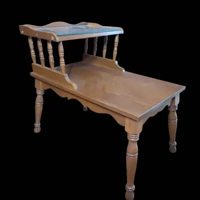 DG913 Vintage End Table With Glass Top 