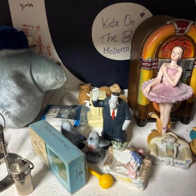 Sale Photo Thumbnail #825