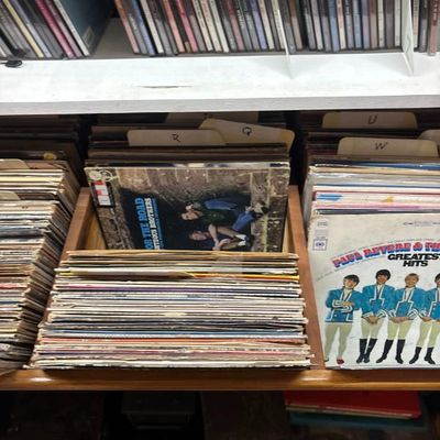 Sale Photo Thumbnail #926