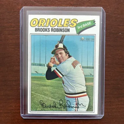 1977 Topps Baseball Card. Brooks Robinson - Baltimore Orioles. Card #285
