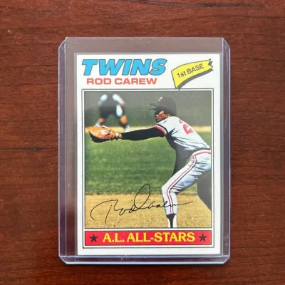 1977 Topps Baseball Card. Rod Carew - Minnesota Twins. Card #120