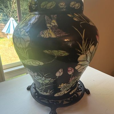 Sale Photo Thumbnail #101: Jingdezhen Famille Noire Porcelain Ginger Jar