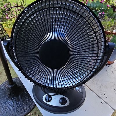 Sale Photo Thumbnail #852: Parabolic Radiant Heater