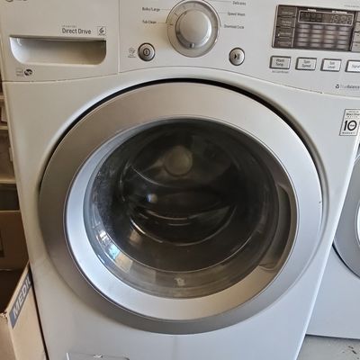 Sale Photo Thumbnail #179: LG Inverter Direct Drive Front Load Washing Machine