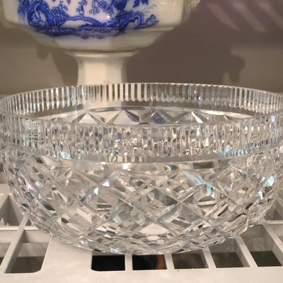 Sale Photo Thumbnail #666: Waterford Crystal Killeen Diamond Pattern Serving Bowl