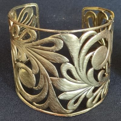 Sale Photo Thumbnail #338: Vintage Gold-Tone Brass Filigree Cuff Bracelet