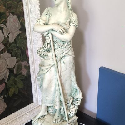 Design Toscano Goddess of Spring Statue