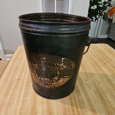Sale Photo Thumbnail #603: Vintage Cudahy Packing Co. Puritan Lard Tin Pail with Pig Graphic
