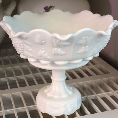 Sale Photo Thumbnail #716: Westmoreland Paneled Grape Milk Glass Compote
