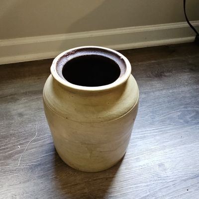 Sale Photo Thumbnail #699: Antique Stoneware Crock