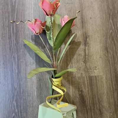 Sale Photo Thumbnail #824: Decorative Metal Tulip Floral Arrangement