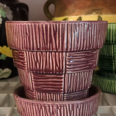 Sale Photo Thumbnail #737: McCoy Pottery Basketweave Planter with Saucer - Maroon