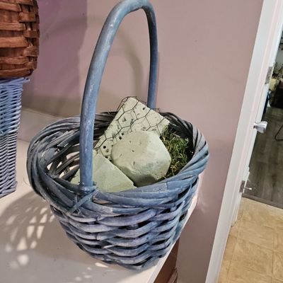Sale Photo Thumbnail #645: Distressed Blue Wicker Basket with Handle