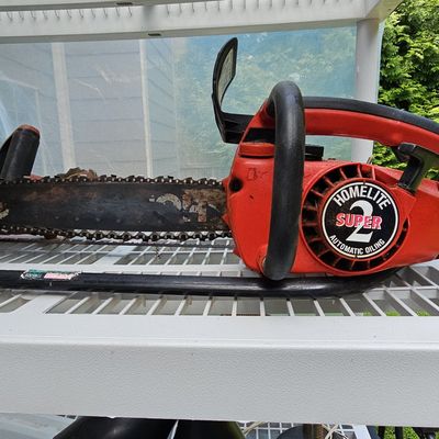 Sale Photo Thumbnail #848: Homelite Super 2 Chainsaw