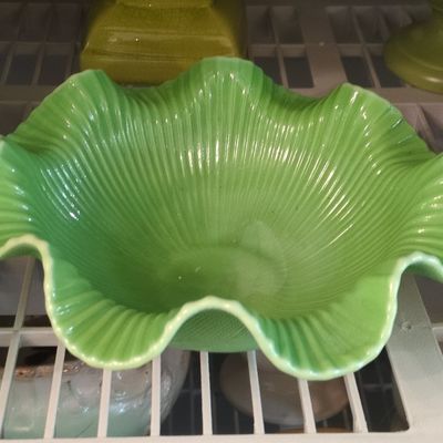 Sale Photo Thumbnail #747: California Pottery Green Leaf Bowl