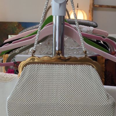 Sale Photo Thumbnail #404: Whiting & Davis White Enamel Mesh Handbag with Scalloped Frame
