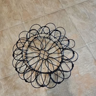 Sale Photo Thumbnail #619: Vintage Collapsible Wire Egg Basket