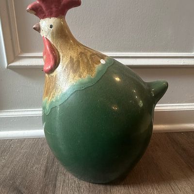 Sale Photo Thumbnail #142: Large Decorative Ceramic Rooster Figurine