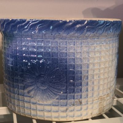 Sale Photo Thumbnail #706: Antique Blue and White Stoneware Daisy and Waffle Butter Crock