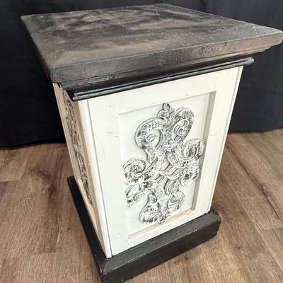 Distressed Decorative Pedestal Stand
