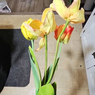 Sale Photo Thumbnail #832: Artificial Parrot Tulip Bouquet