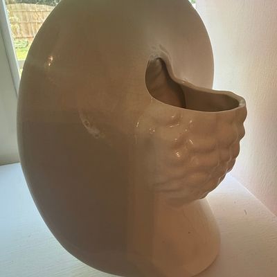 Sale Photo Thumbnail #130: Vintage Royal Haeger Lady Head Vase with Wide Brim Hat