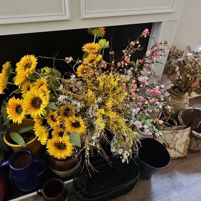 Sale Photo Thumbnail #813: Artificial Sunflower Arrangements in Rustic Vessels