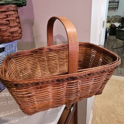 Sale Photo Thumbnail #612: Longaberger Rectangular Basket